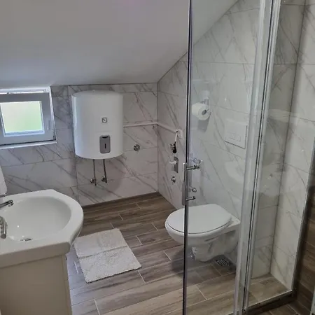 Apartment Tolj *