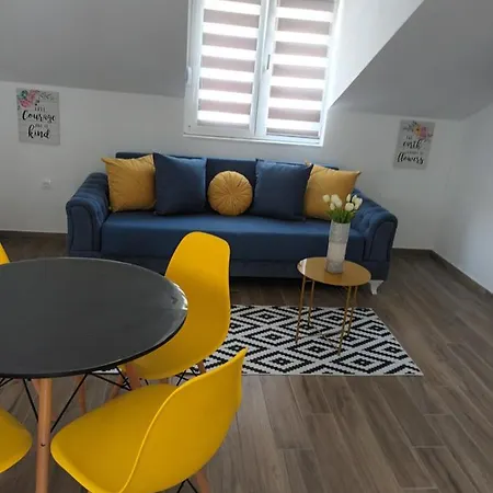 Tolj Apartment