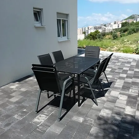 Apartment Tolj