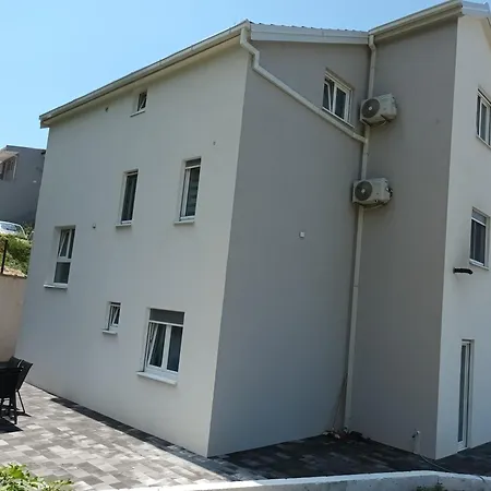 Apartment Tolj